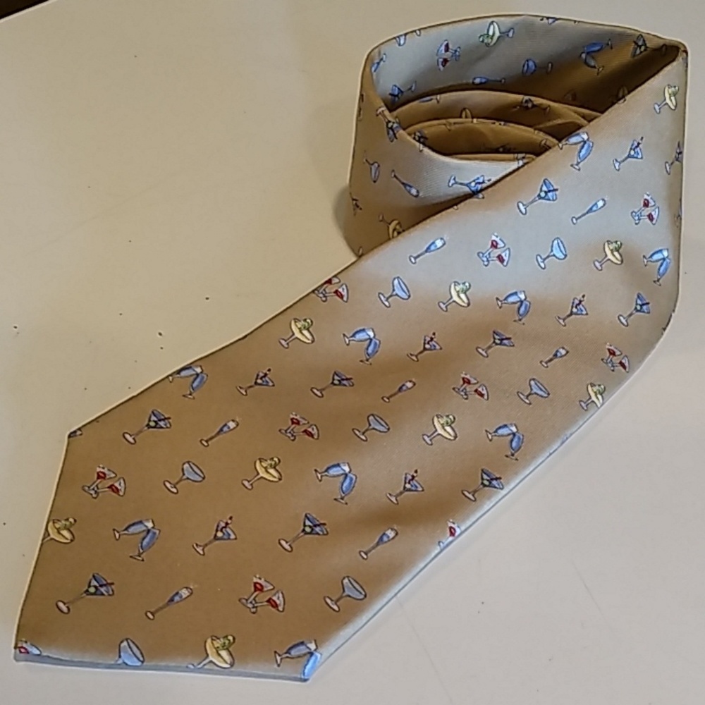 ❤FINALPRICE❤️SalvatoreFerragamotiegoldfglassofwine - Picture 2 of 6